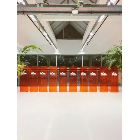 Acrylic plinth | perspex exhibition pedestal and displays