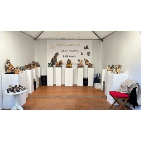 cardboard plinth white