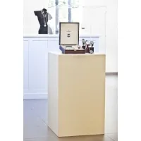 Solits Plinth White