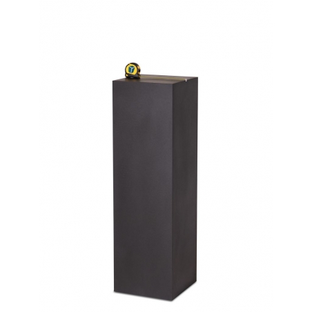 Solits plinth stone look