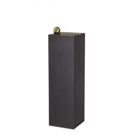 Solits plinth stone look