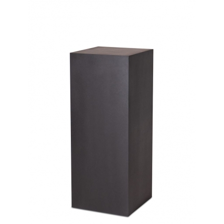 Solits plinth stone look