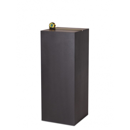 Solits plinth stone look