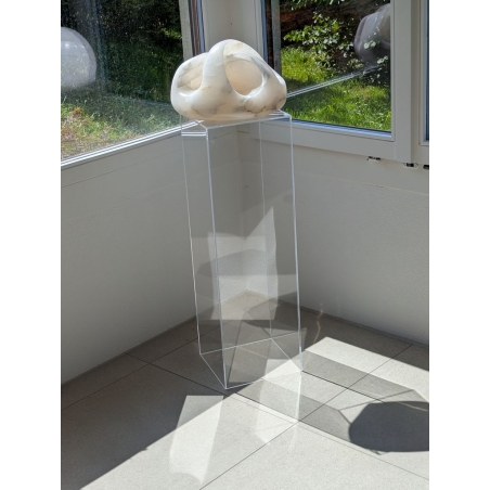 Acrylic plinth | perspex exhibition pedestal and displays