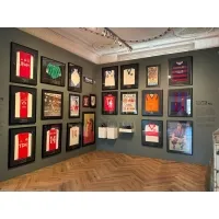 Wall display Paris