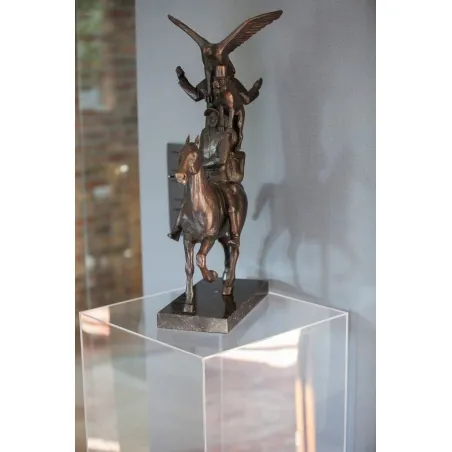 Acrylic plinth | perspex exhibition pedestal and displays