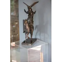 Acrylic plinth | perspex exhibition pedestal and displays