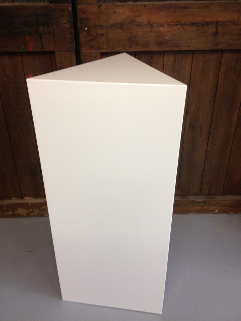 Triangular plinth