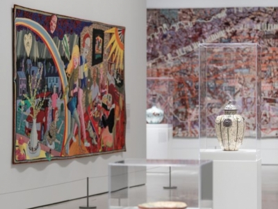 Solits display cases now also in Norway's largest art museum!