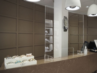 Our New Plexiglass Product Meets an Existing Need – Protective Screen